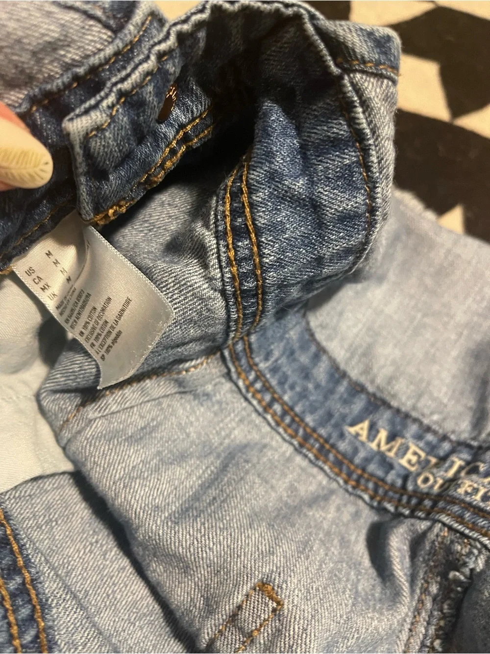 American Eagle Outfitters Distressed Blue Denim Women's Short Overalls